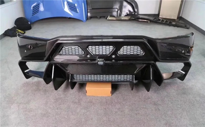 High Quality Factory Price Modified Vors Carbon Fiber Rear Bumper for  Huracan LP580/610